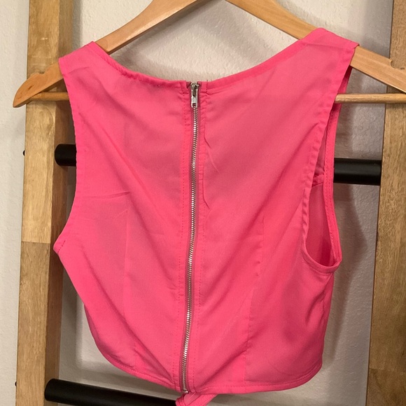 PrettyLittleThing Corset Top - Picture 3 of 5